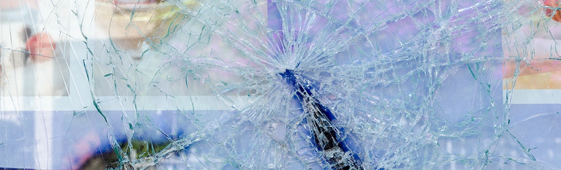 Window Broken Glass Repair in Palm Valley, FL