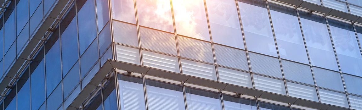 UV-Resistant Glass Experts in Palm Valley, FL